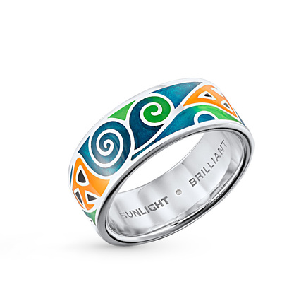 Серебряное кольцо с эмалью и бриллиантами в Новосибирске