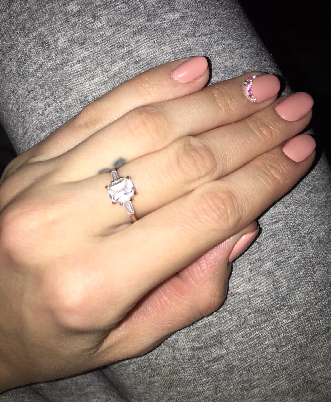 Золотое кольцо с фианитами ЗОЛОТОВ 3715756*: красное и розовое золото ...